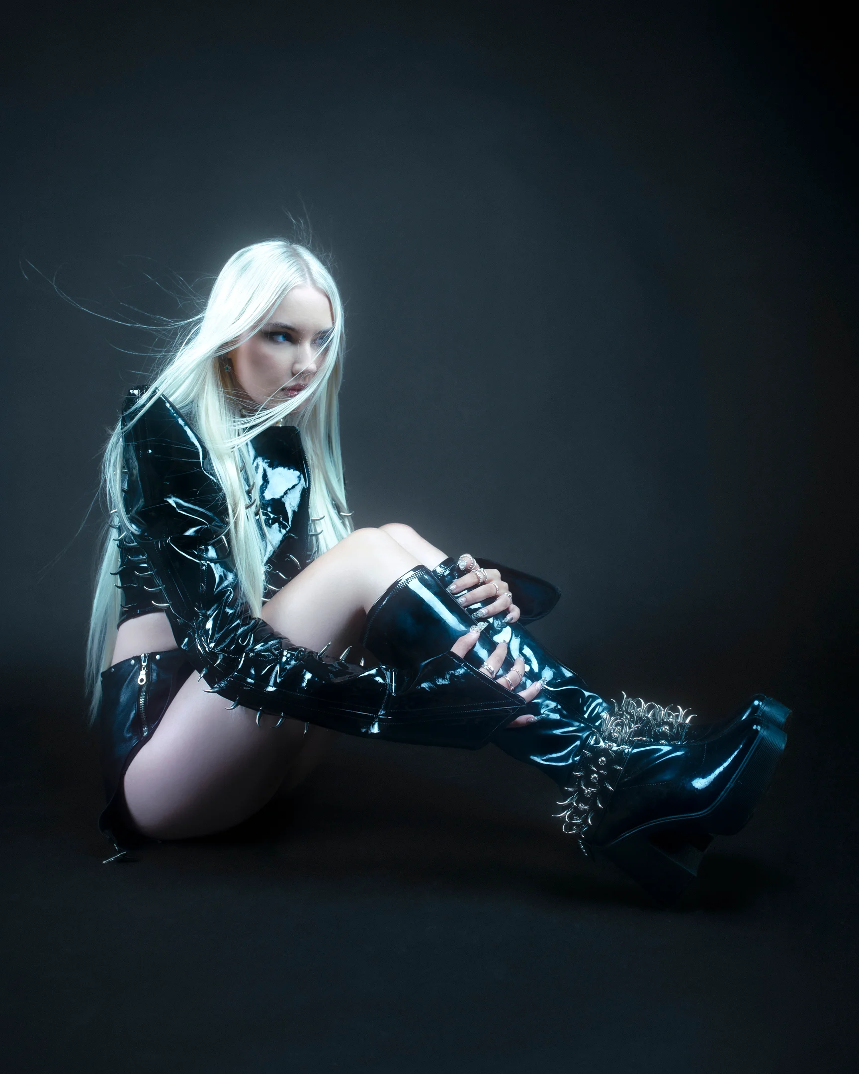 Suicide Club: MYU:SA + Bulma + Tuttz